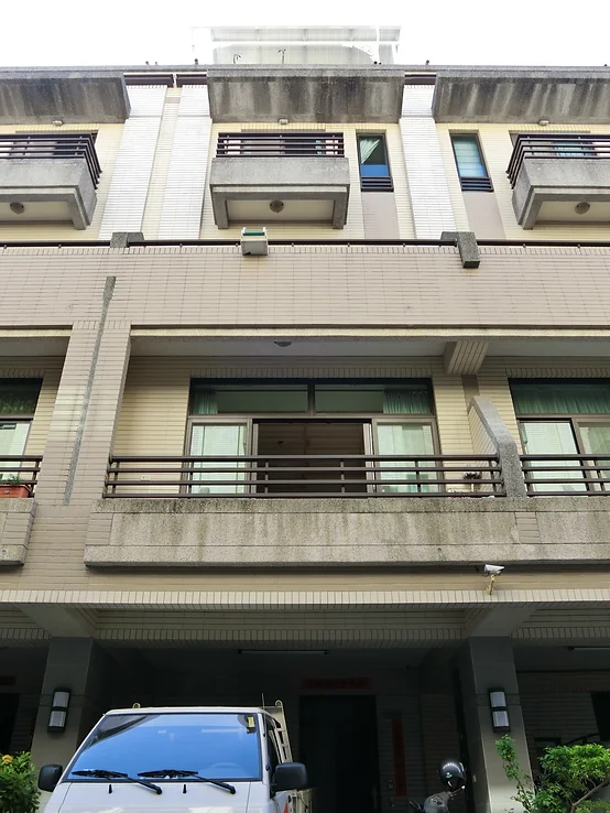 私宅採光罩建置案